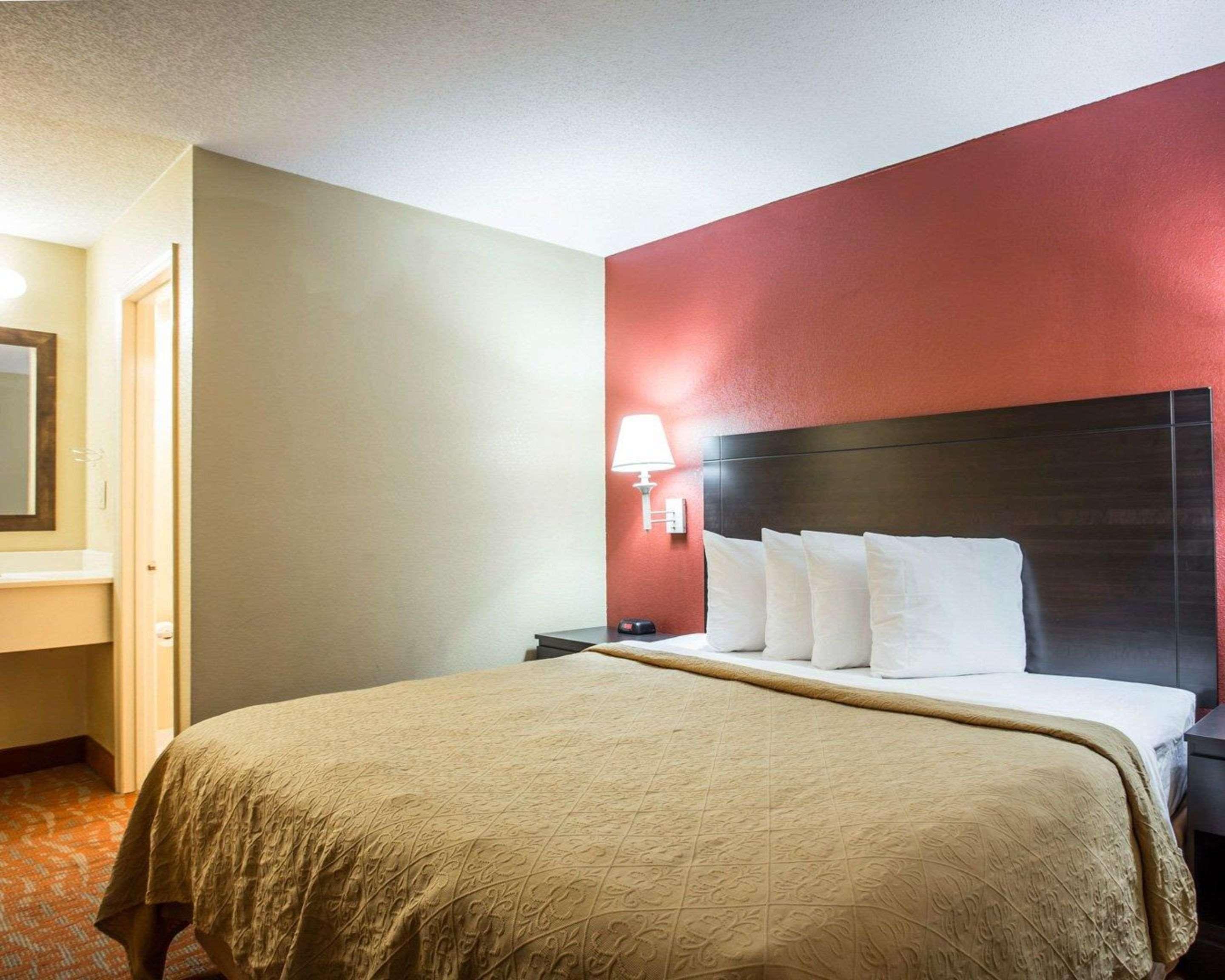 Quality Inn & Suites Monroe Ngoại thất bức ảnh